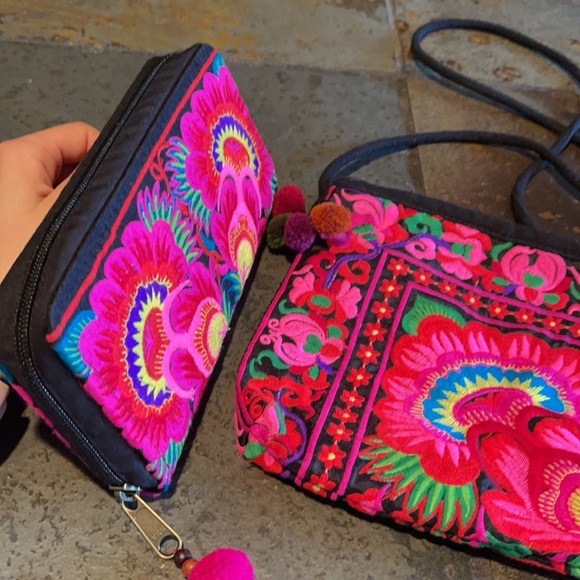 NWOT Thailand Matching Crossbody & Wallet Set - Picture 12 of 16